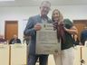 Primeira bibliotecária de Itapiranga é homenageada em sessão solene