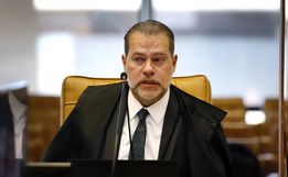 Após voto de Toffoli, STF continua sem decisão sobre porte de maconha
