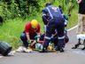 Colisão entre moto e caminhão deixa dois gravemente feridos entre SMOeste e Bandeirante 