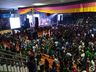43ª Oktoberfest: Bailões agitam o público na noite deste sábado