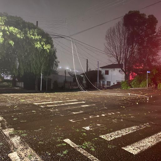 Após temporal, São Miguel do Oeste cancela aulas em cinco escolas e creche