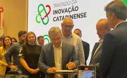 Prefeito de São Miguel do Oeste adere ao Tratado de Inovação Catarinense