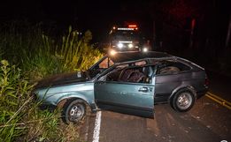 VÍDEO: Saída de pista na SC-492 deixa homem ferido em Bandeirante