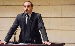 PF identifica Carlos Bolsonaro como articulador em esquema criminoso de fake News