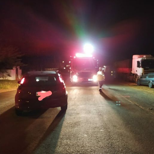 Colisão entre carro e caminhão deixa feridos em Campo Erê 