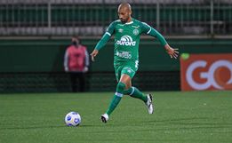 Chape joga bem mas com gol duvidoso de pênalti, perde para o Santos na Arena  