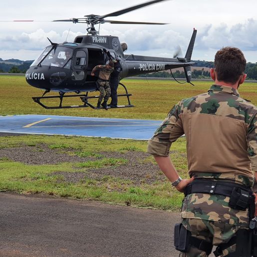 Policiais Militares participam de treinamento com helicóptero do SAER