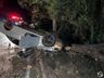 VÍDEO: Capotamento deixa casal ferido na BR-282 entre SMO e Maravilha