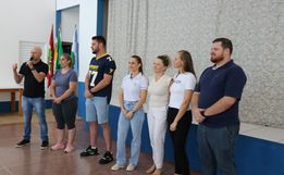 Reunião apresenta equipe e novidades para os Grupos de Atividade Física em Iporã