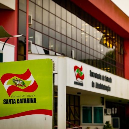 MP diz que sede do governo de SC não é segura e tem esgoto irregular