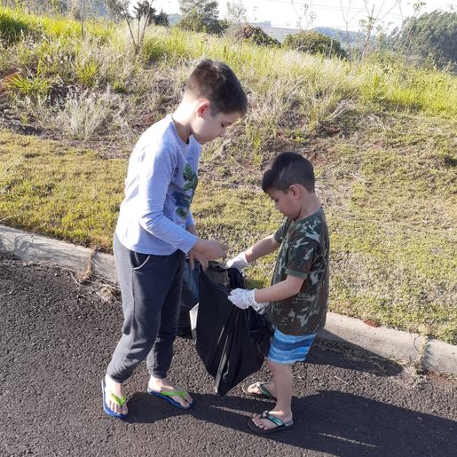 SMO: Dia Mundial da Limpeza recolhe lixo espalhado pela cidade