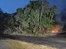 Bombeiros trabalham três horas e meia em incêndio no interior 