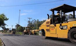 Descanso realiza obras de recapeamento asfáltico