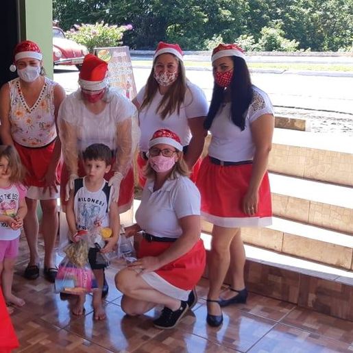 APAE de Mondaí realiza roteiro de visitas surpresa aos estudantes