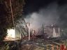 Residência é destruída pelo fogo em São Lourenço do Oeste