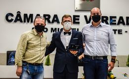 Câmara entrega o Troféu Mérito Desportivo para Equipe de Esportes da Peperi