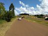 FOTOS: Caminhão sai da pista e tomba na BR 163 