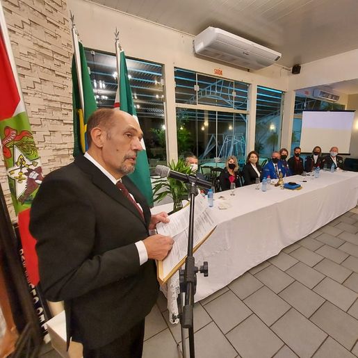 Lizete Lang assume presidência do Lions Clube São Miguel do Oeste Universidade