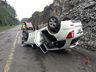Motorista sai ileso de capotamento na BR-282 em Maravilha