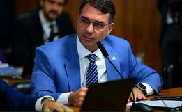 Flávio critica projeto ‘antifacção’ e pressiona Câmara por proposta alternativa 