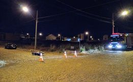Motociclista sofre ferimentos em colisão com carro 