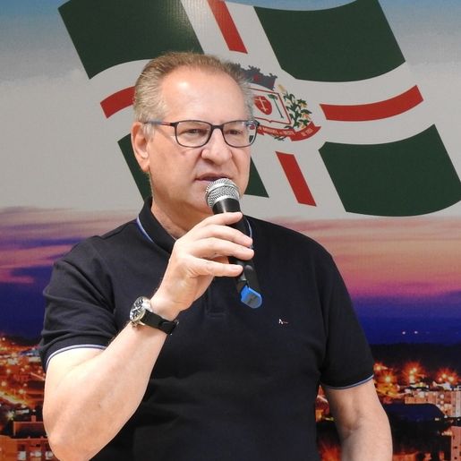 Trevisan irá buscar apoio do estado para voos regulares no município