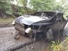 Tripla colisão na BR-282 no Oeste deixa duas pessoas feridas