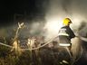 Casa de madeira é destruída por incêndio no interior de Riqueza