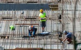  Taxa de desemprego cai para 5,4% no Brasil, aponta IBGE