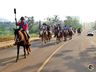 Cavalgada com a chama crioula marca o Dia do Gaúcho, em Iporã do Oeste