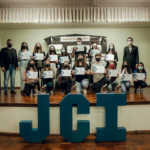 JCI São Miguel do Oeste realiza final do Concurso de Oratória nas Escolas