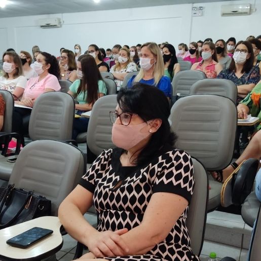 Professores passam por capacitação sobre o transtorno do espectro autista