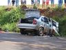 Mulher morre em colisão entre dois carros e duas motos na BR-282 em Pinhalzinho