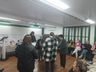 Grupos de mães recebem kits de artesanato em São Miguel do Oeste