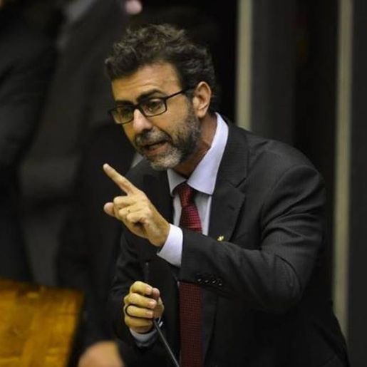 Deputado pede CPI para apurar gastos do governo federal com alimentação