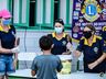 Crianças recebem presentes do Natal Solidário em São Miguel do Oeste
