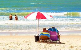 Brechó do Lar Aprisco será para custear viagem de acolhidos a praia