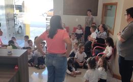 Alunos da Escola CEBEM São Cristóvão visitam Rádio Cedro