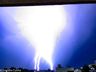 Professor registra imagens impressionantes de relâmpagos em SMO