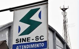 Frigorífico faz seleção em São Lourenço do Oeste pelo Balcão de Empregos