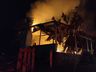 Casa fica destruída por incêndio no interior 