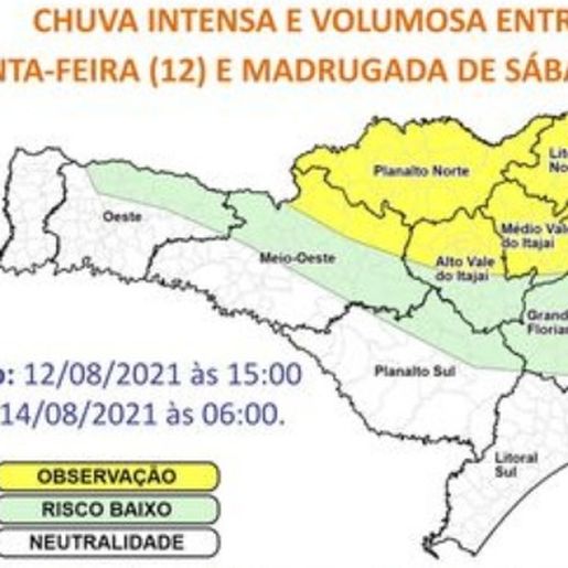 Defesa Civil emite alerta de chuva forte e volumosa em SC; veja riscos