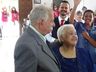 Idosa se apaixona em asilo de SC e se casa pela primeira vez aos 74 anos; FOTOS