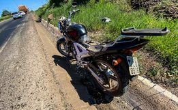 Queda de moto deixa mulher ferida em São Miguel do Oeste