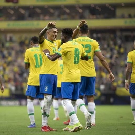 Brasil goleia Uruguai em Manaus com show de Raphinha e Neymar