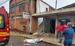 Homem morre após cair da laje de uma casa em Santa Catarina