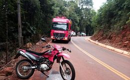 Motociclista fica ferido após queda no interior de Guaraciaba