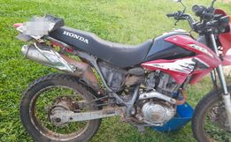 Colisão entre motos deixa dois feridos na SC-160