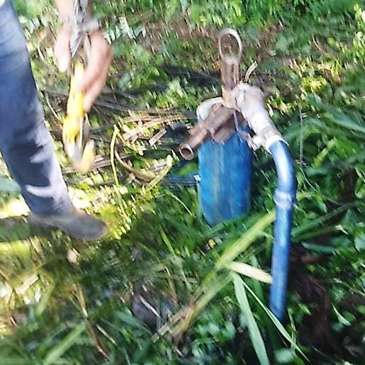 Problema na bomba de captação de água deixa comunidade desabastecida