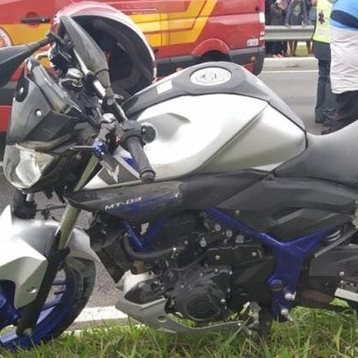 Jovem morre em acidente depois de motociata em Florianópolis